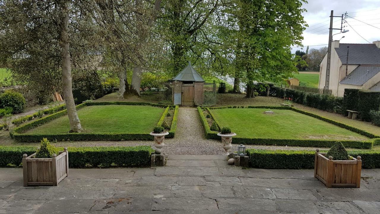 Bed and Breakfast Le Manoir De La Bigotiere Pleslin-Trigavou Zewnętrze zdjęcie